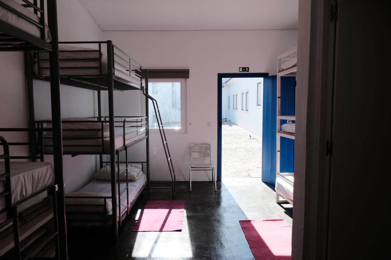 Azoia 10 - Hostel & Casas De Campo Azoia de Baixo Zewnętrze zdjęcie